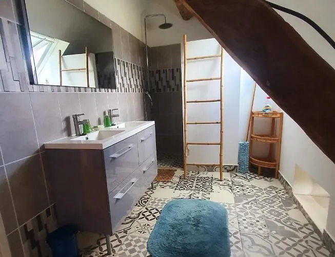 Frühstückspension D'hotes 3*